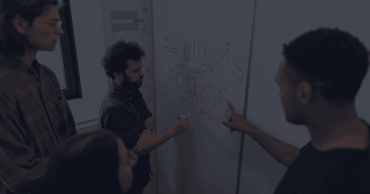 Software development agency vs. freelancer: how to choose
